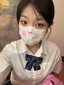 AZ37866 online show from 10/04/25, 02:46