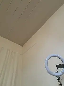 AZ37866 online show from 05/11/26, 03:41