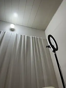 AZ37866 online show from 04/02/26, 02:02