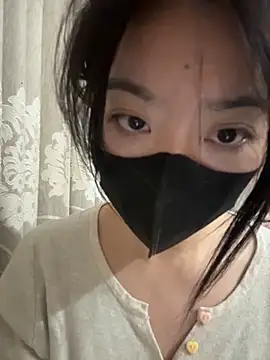 Snapshot of AZ37866 chatting on 02/16/26, 01:43 AZ37866 online show from 02/16/26, 01:43