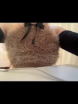 Snapshot of AZ37866 chatting on 12/20/25, 03:20 AZ37866 online show from 12/20/25, 03:20