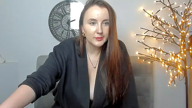 LilaWinks online show from 12/17/25, 01:16