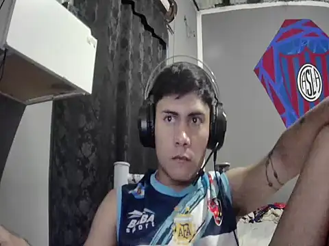 Miguel19971 online show from 10/15/25, 06:44