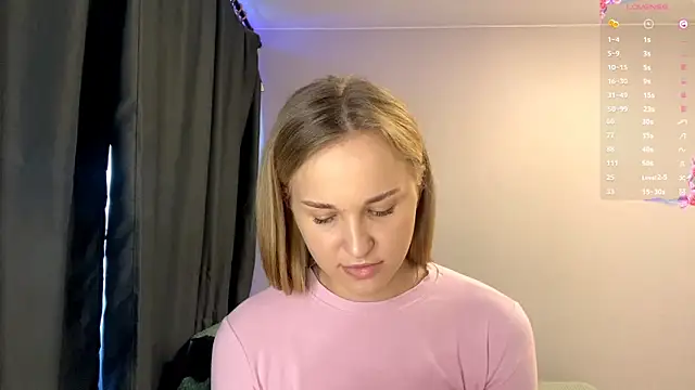 TanekaBoitel online show from 10/17/25, 10:39