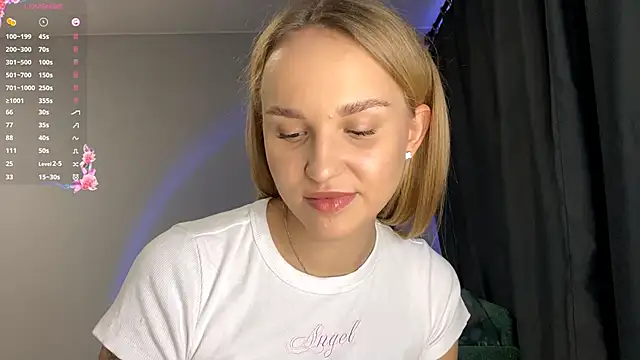 TanekaBoitel online show from 09/27/25, 11:05