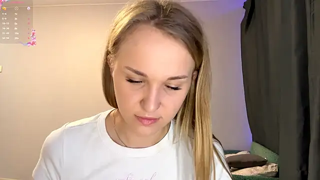 TanekaBoitel online show from 10/30/25, 11:19