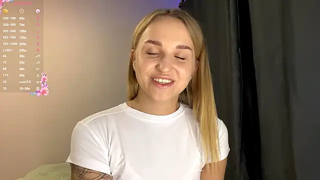 TanekaBoitel online show from 10/02/25, 02:20