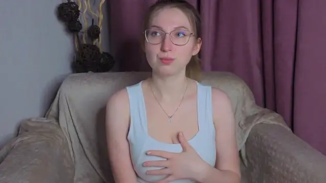 DaliaRadtke online show from 11/19/25, 06:19