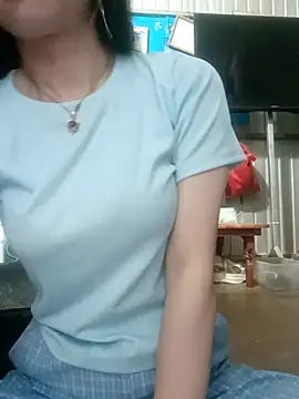 Snapshot of Minssara20 chatting on 11/27/25, 01:39 Minssara20 online show from 11/27/25, 01:39