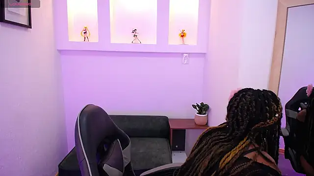 Snapshot of onyx_ebony chatting on 10/07/25, 01:12 onyx ebony online show from 10/07/25, 01:12