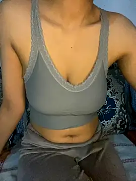 Snapshot of MayaarTop chatting on 10/01/25, 05:06 MayaarTop online show from 10/01/25, 05:06