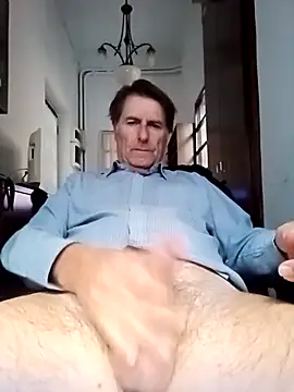 Snapshot of sayeaprayer65 chatting on 10/27/25, 12:39 sayeaprayer65 online show from 10/27/25, 12:39