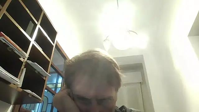 Snapshot of sayeaprayer65 chatting on 10/01/25, 06:40 sayeaprayer65 online show from 10/01/25, 06:40