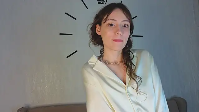 Snapshot of DelilahConsalvo chatting on 09/19/25, 06:23 DelilahConsalvo online show from 09/19/25, 06:23