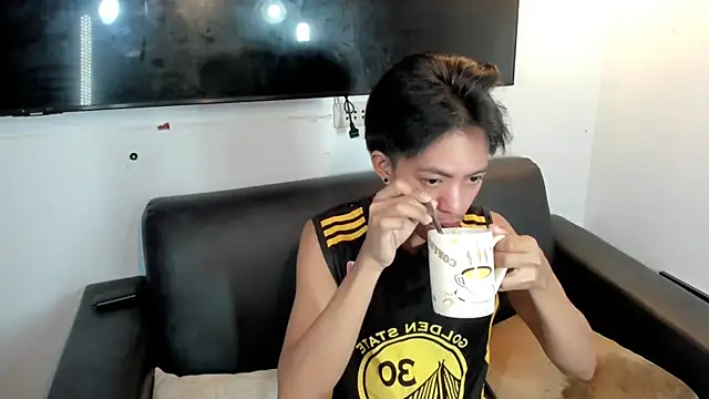 jayxxxlovescock online show from 11/03/25, 06:00