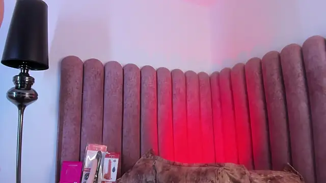 VanessaParis   online show from 12/02/25, 10:11