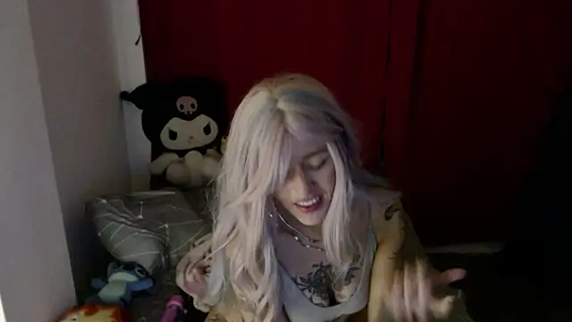 Snapshot of Emmy__Smith chatting on 09/25/25, 07:14 Emmy Smith online show from 09/25/25, 07:14