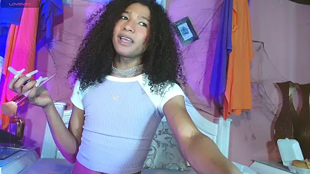  IsabellaRousse online show from 10/19/25, 08:11