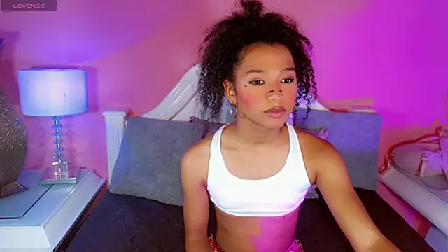  IsabellaRousse online show from 11/27/25, 07:47