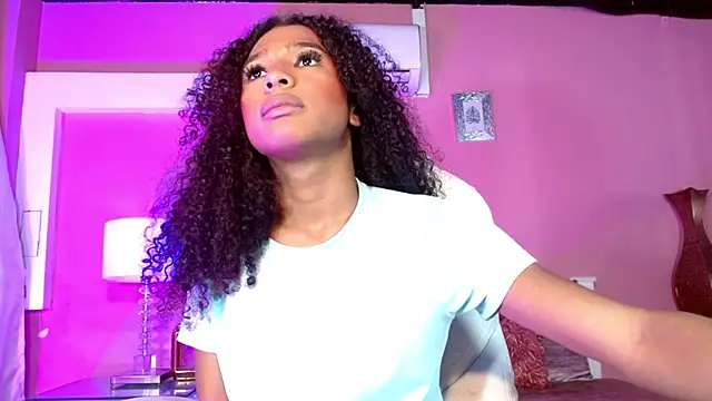  IsabellaRousse online show from 10/09/25, 07:03