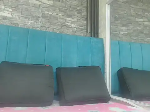 Snapshot of Lil_Rose2006 chatting on 10/08/25, 12:50 Lil Rose2006 online show from 10/08/25, 12:50