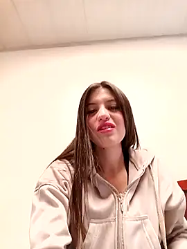 Snapshot of SALOME-28_ chatting on 10/09/25, 02:06 SALOME-28 online show from 10/09/25, 02:06