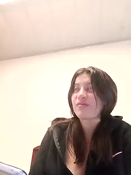 Snapshot of SALOME-28_ chatting on 10/07/25, 03:24 SALOME-28 online show from 10/07/25, 03:24