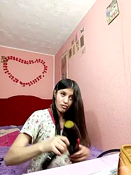 Snapshot of SALOME-28_ chatting on 10/08/25, 03:30 SALOME-28 online show from 10/08/25, 03:30