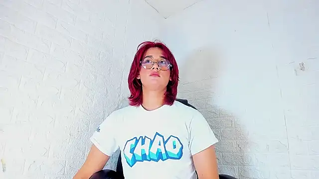 Snapshot of Marian_Cristal chatting on 01/12/26, 03:13 Marian Cristal online show from 01/12/26, 03:13