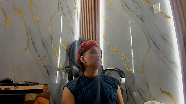 Snapshot of Marian_Cristal chatting on 02/21/26, 03:19 Marian Cristal online show from 02/21/26, 03:19