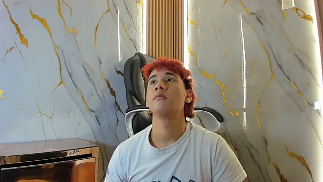 Snapshot of Marian_Cristal chatting on 02/17/26, 03:37 Marian Cristal online show from 02/17/26, 03:37