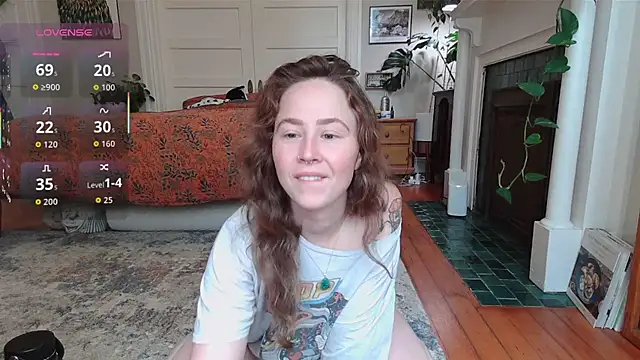 Snapshot of wutangwendy chatting on 02/10/26, 05:56 wutangwendy online show from 02/10/26, 05:56