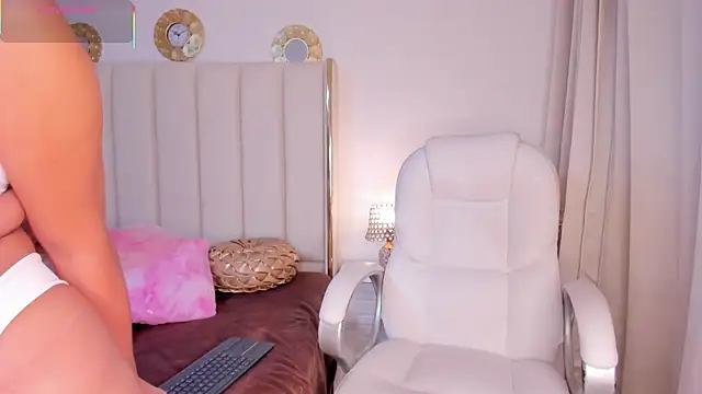 JadeBennett  online show from 09/29/25, 03:24