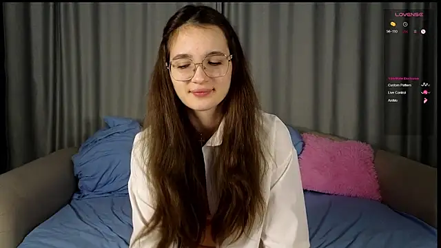 vivyboo111 online show from 10/03/25, 06:53