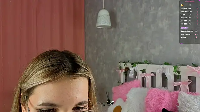 vivyboo111 online show from 02/10/26, 07:57