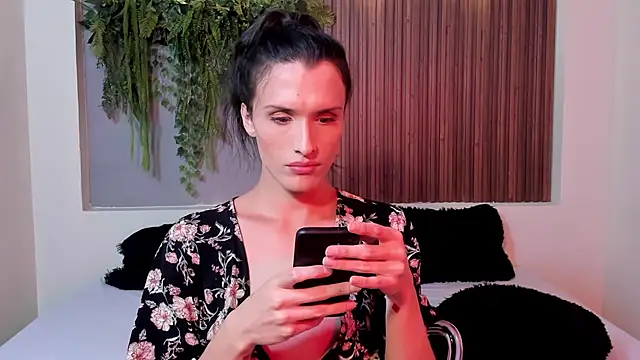 Snapshot of IsabelFernandez chatting on 09/26/25, 06:31 IsabelFernandez online show from 09/26/25, 06:31