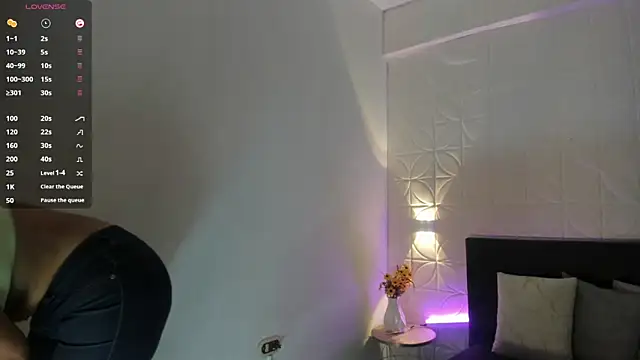 EmillyLim online show from 04/09/26, 08:26