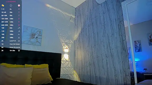 EmillyLim online show from 11/06/25, 08:24