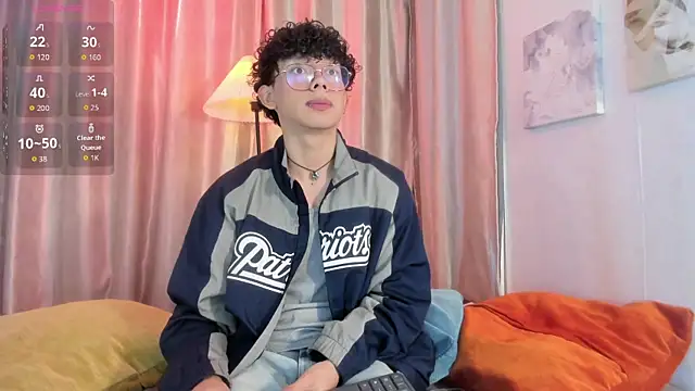 Snapshot of liam_twiink chatting on 05/03/26, 06:22 liam twiink online show from 05/03/26, 06:22