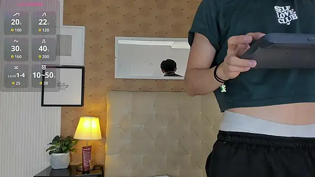 liam twiink online show from 11/18/25, 07:50