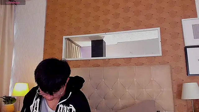 liam twiink online show from 12/20/25, 07:28