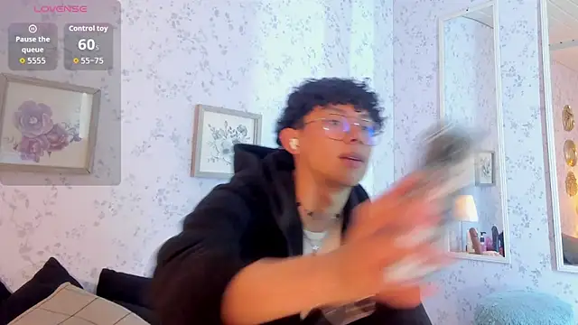 liam twiink online show from 03/21/26, 07:18