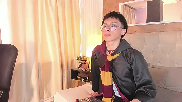 liam twiink online show from 10/31/25, 08:05