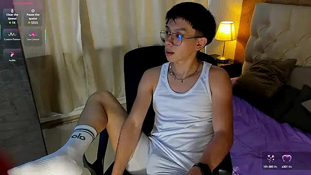 liam twiink online show from 10/06/25, 07:14