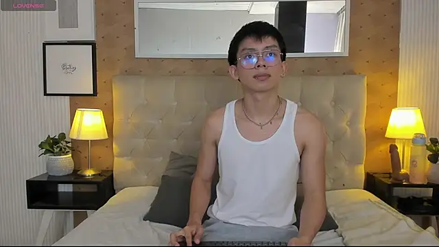 liam twiink online show from 10/17/25, 08:21