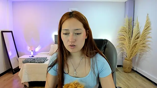 Samara Hilton 2 online show from 10/07/25, 07:37