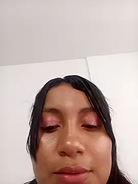 Snapshot of EllaCute_Young chatting on 09/24/25, 09:43 EllaCute Young online show from 09/24/25, 09:43