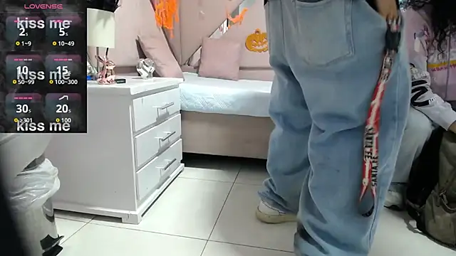 oblivionlove online show from 10/21/25, 08:30