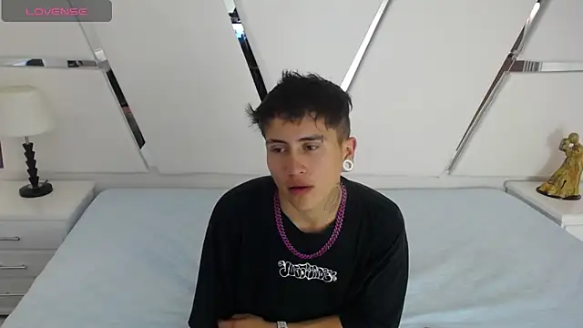 oblivionlove online show from 03/28/26, 04:41