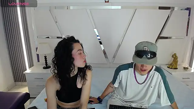 oblivionlove online show from 03/30/26, 10:11